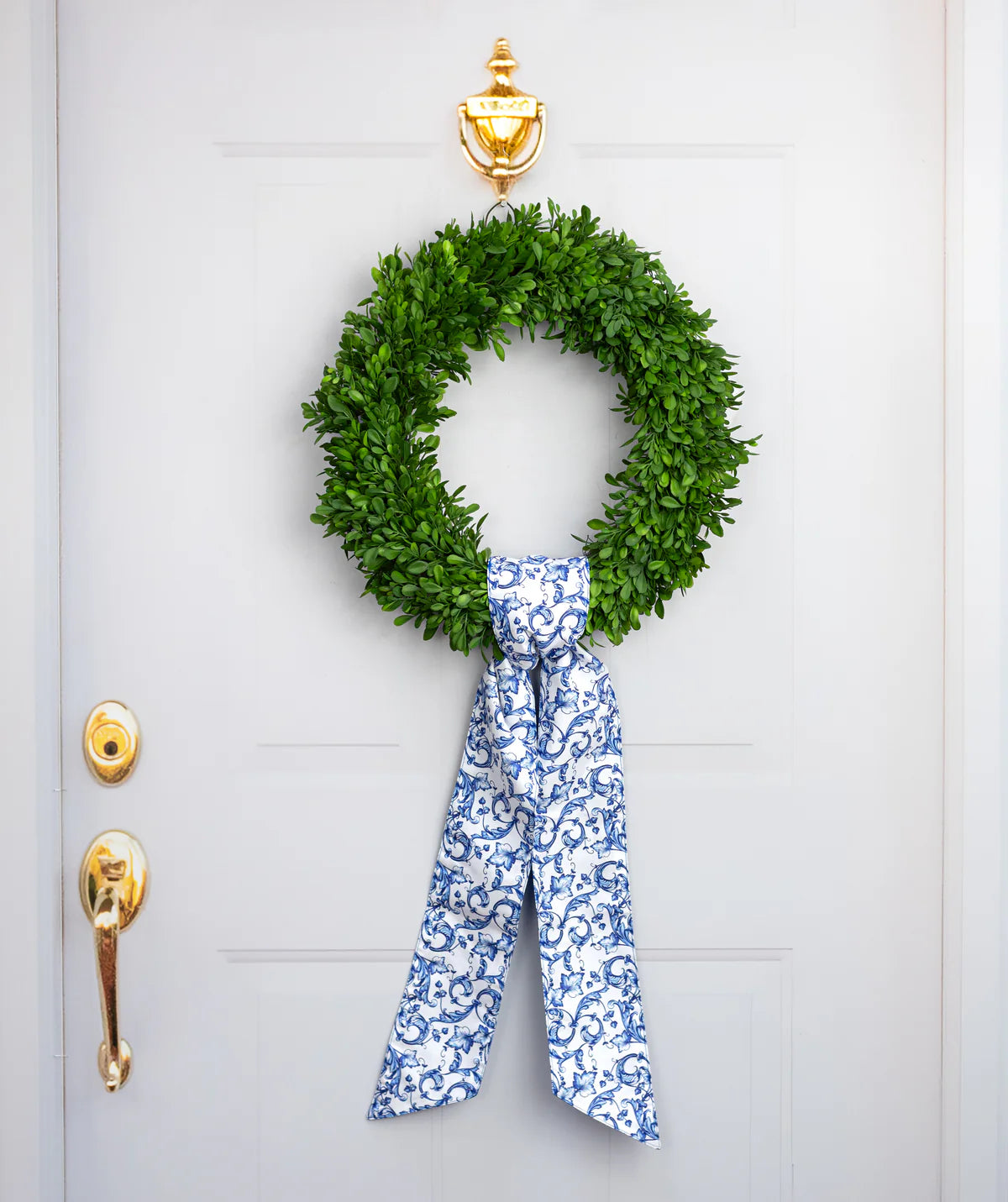 Poplin Wreath Sash: Blue & White Scroll Chinoiserie